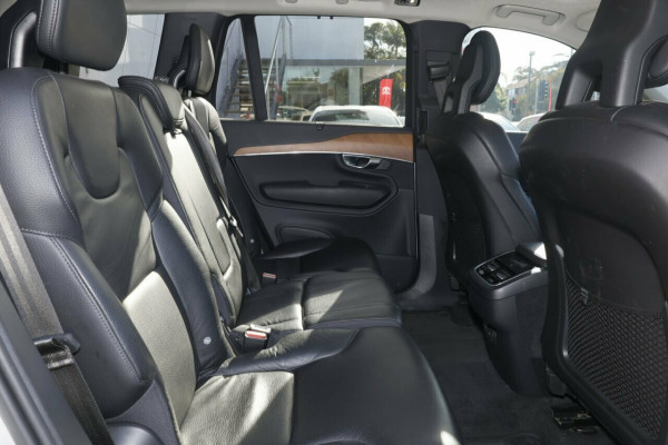 2020 Volvo XC90 L Series T6 Inscription SUV Image 7