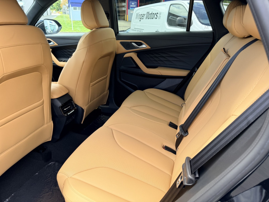 2026 MG HS Super Hybrid Essence SUV Image 7