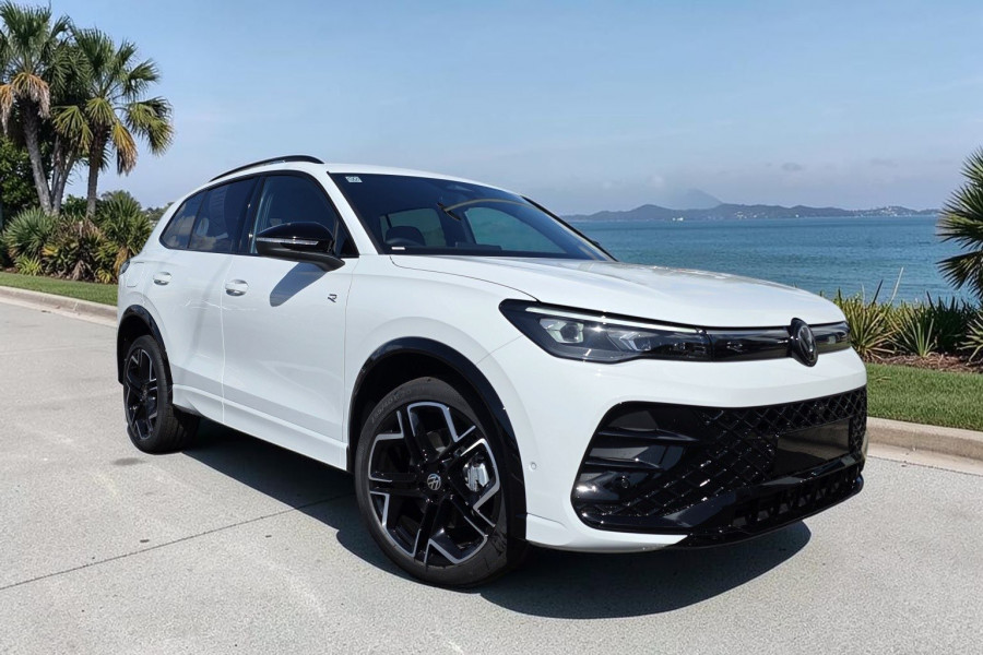 2026 Volkswagen Tiguan CT 195TSI R-Line SUV Image 1