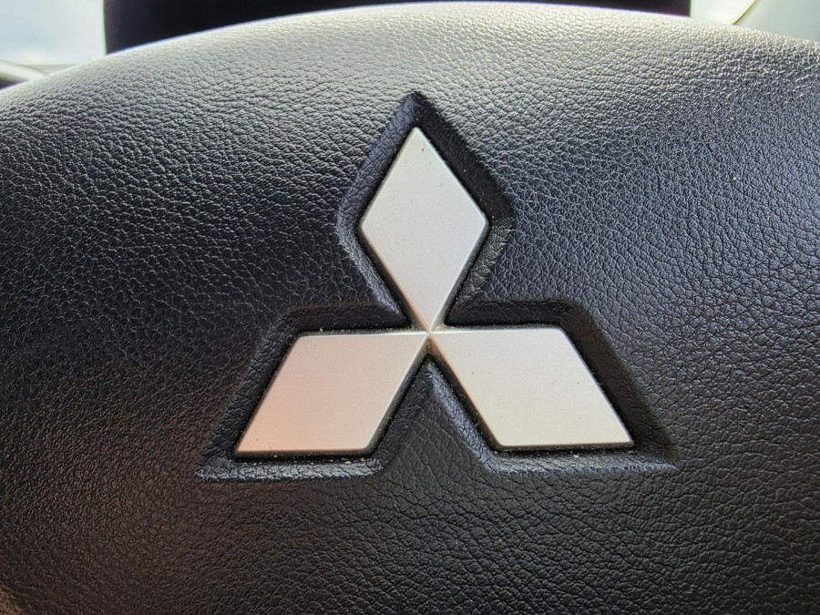 2017 Mitsubishi Lancer CF LS Sedan Image 26