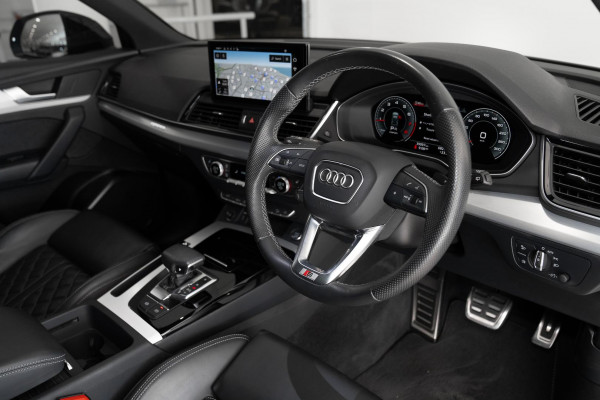 2022 MY23 Audi Q5 FY 45 TFSI S Line SUV image 6