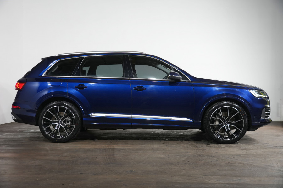 2023 Audi Q7 4M 45 TDI SUV Image 4