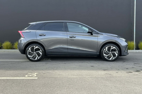 2026 MG MG4 AH4E Essence 64 Hatch Image 2