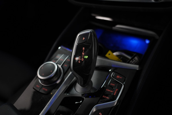 2022 BMW V8TT M550i Xdrive Pure Lci Sedan Image 33