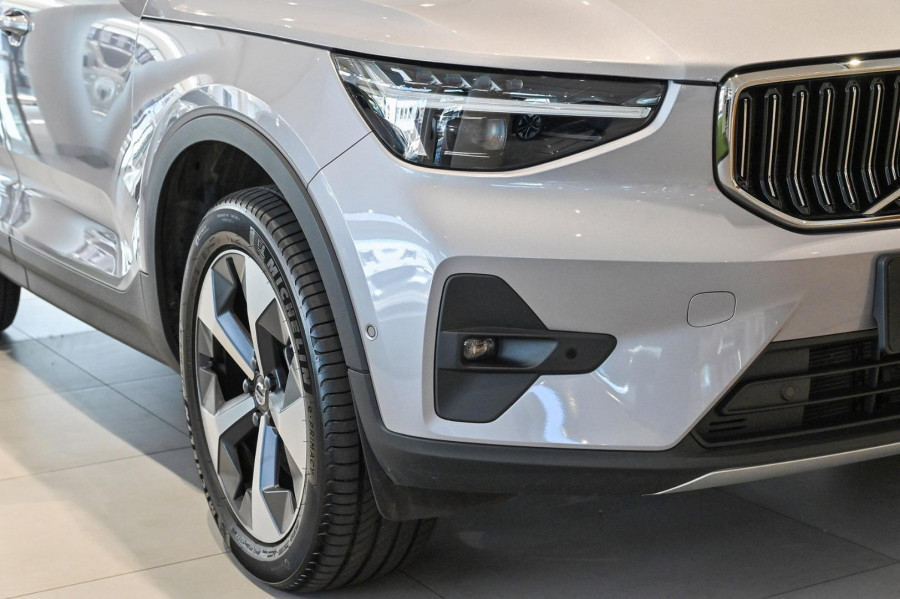2026 Volvo XC40 XZ Ultra B4 Bright SUV Image 20