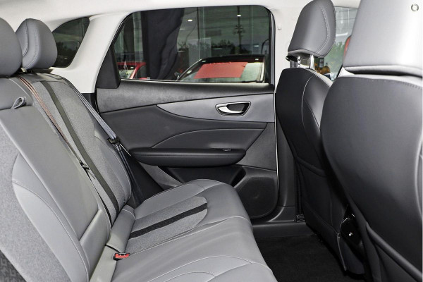 2025 MG MGS5 EV ZS3EM Essence 62 SUV Image 4