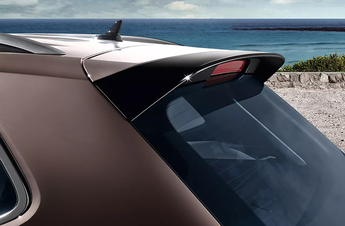 Black roof edge spoiler