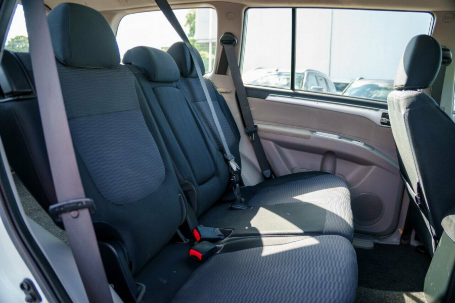 2011 Mitsubishi Challenger PB LS Wagon Image 9