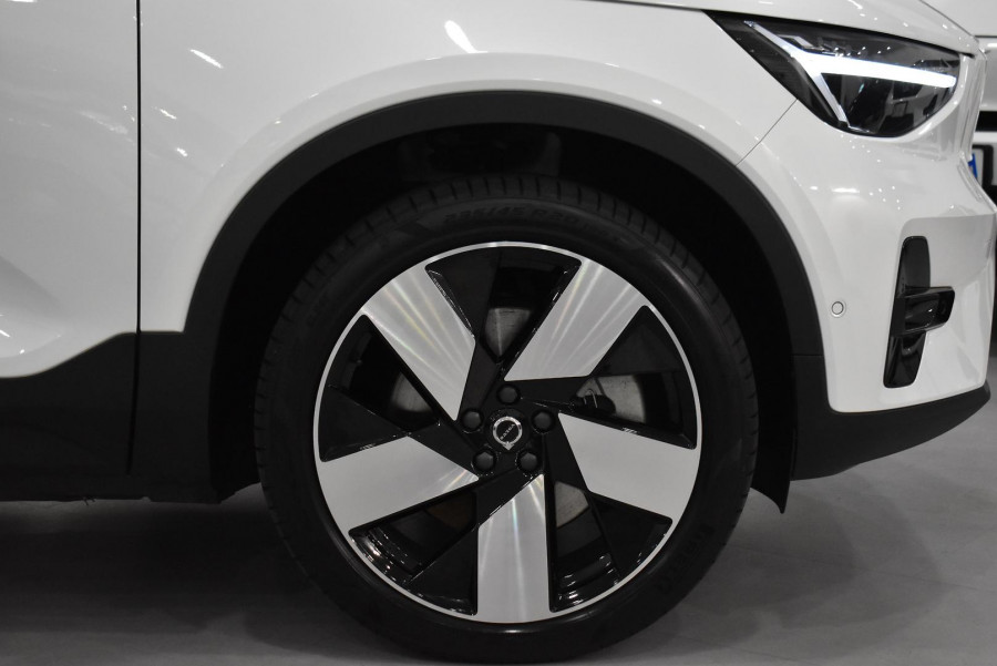 2022 MY23 Volvo C40 XK Recharge Twin SUV Image 34