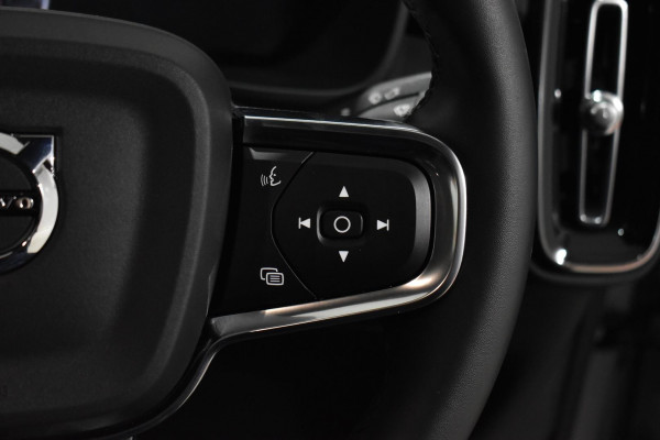 2022 MY23 Volvo C40 XK Recharge Twin SUV Image 38