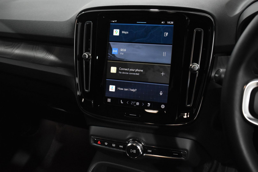 2022 MY23 Volvo C40 XK Recharge Twin SUV Image 39