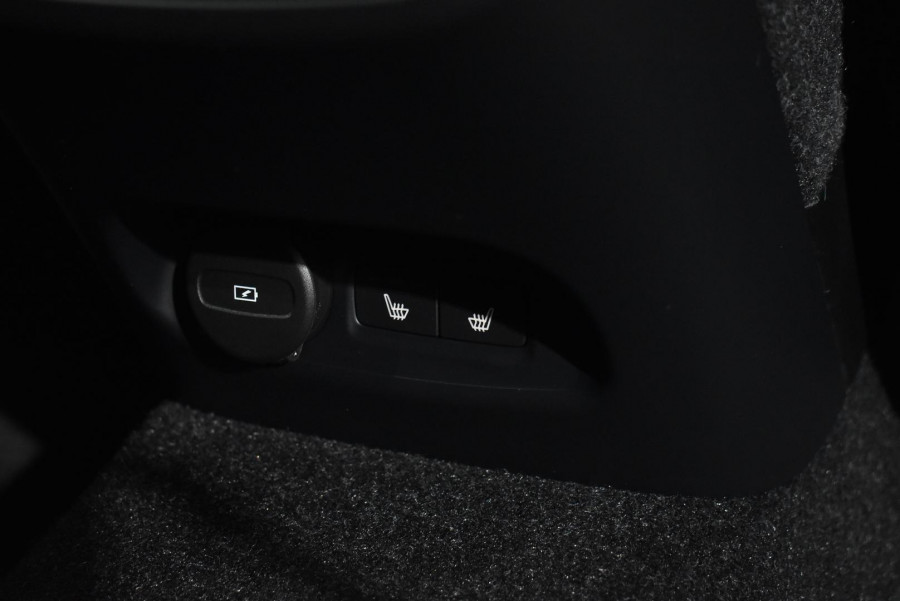 2022 MY23 Volvo C40 XK Recharge Twin SUV Image 42