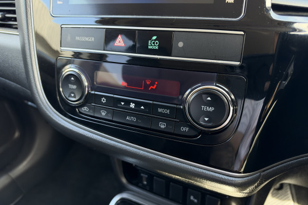 2018 MY18.5 Mitsubishi Outlander ZL Exceed SUV Image 30