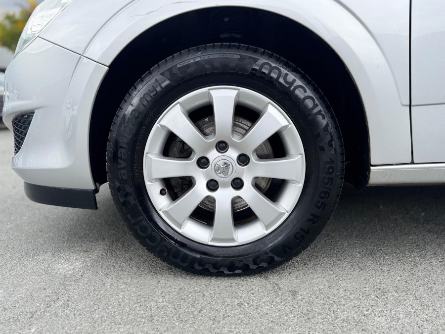 2008 Holden Astra AH CD Hatch Image 25
