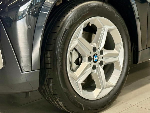 2026 BMW X1 U11 sDrive18i SUV image 14