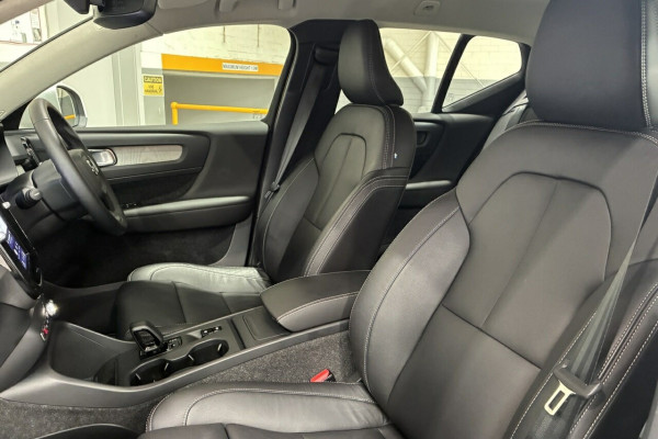 2025 Volvo XC40 XZ Plus B4 SUV Image 20