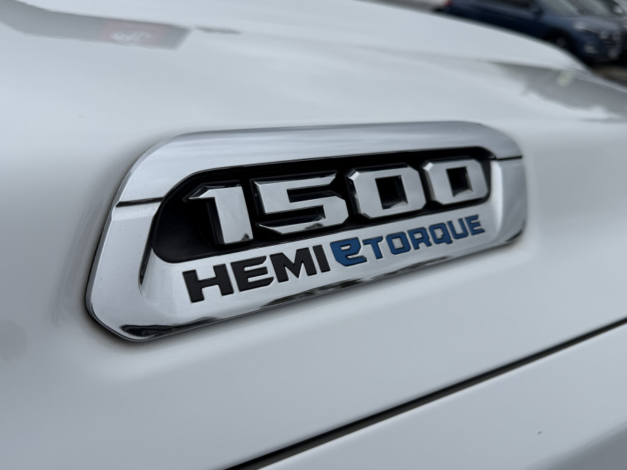 2023 MY24 Ram 1500 DT Laramie Ute Image 4