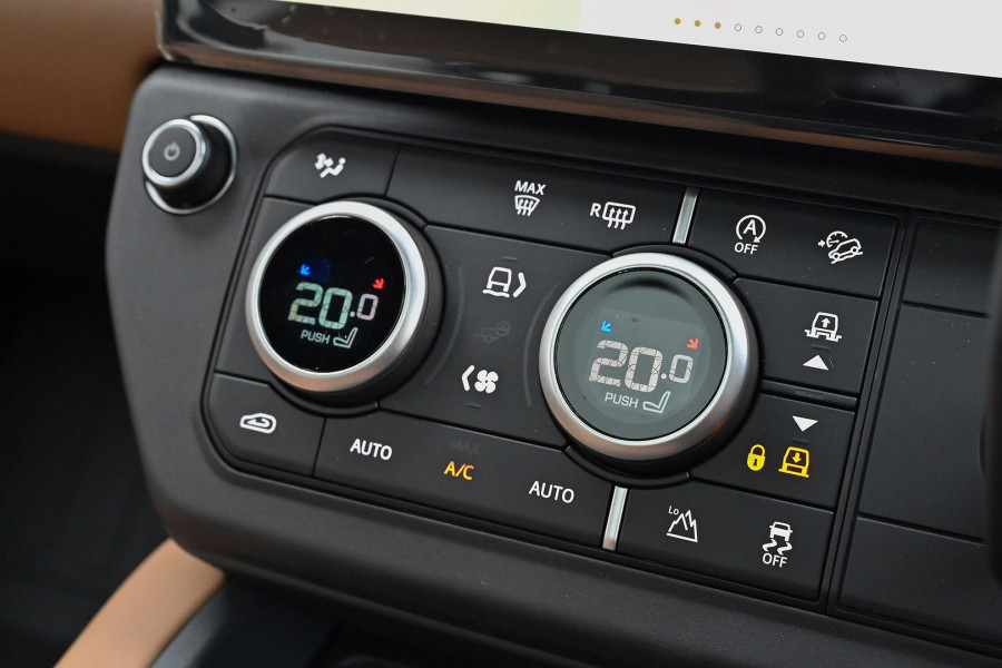 2025 MY26 Land Rover Defender L663 130 D350 X-Dynamic SE SUV