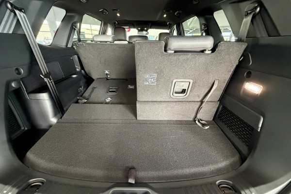 2026 MY26.5 Ford Everest UB Sport SUV Image 17