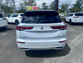 2024 Mitsubishi Outlander ZM Exceed Tourer SUV image 6