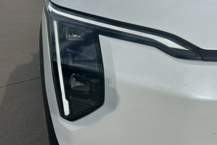 2025 Kia EV3 SV Earth SUV Image 12