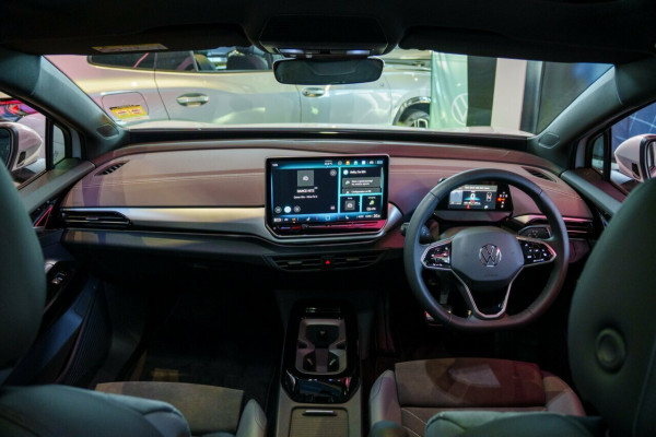 2025 Volkswagen ID. 4 E2 Pro SUV Image 15