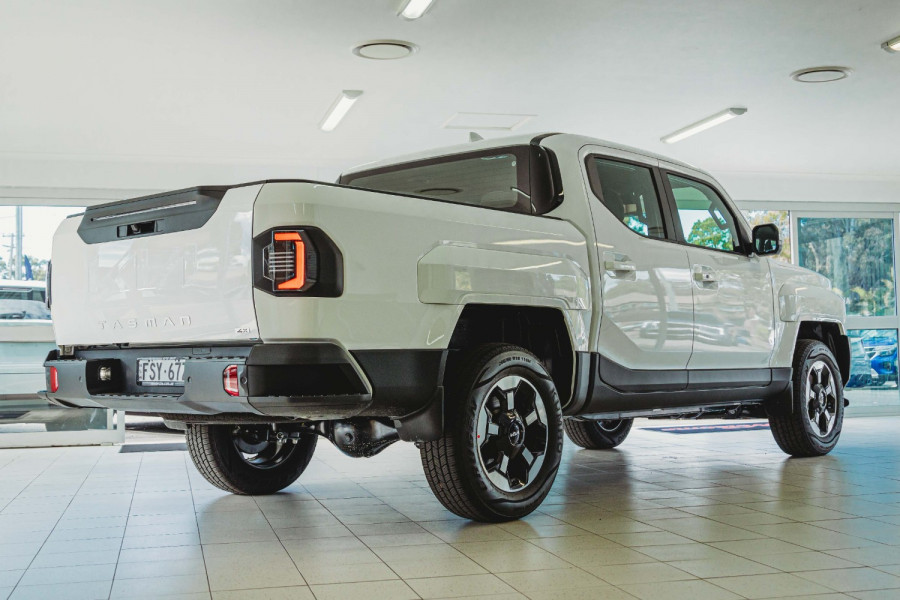 2025 MY26 Kia Tasman TK SX Plus Ute Image 22