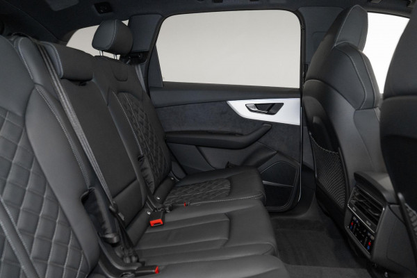 2026 Audi Q7 4M TDI 210kW S line SUV image 10