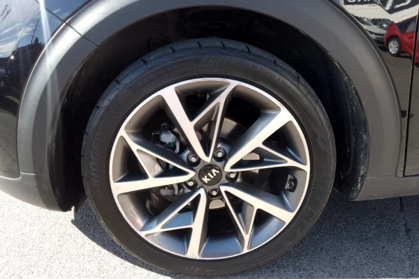 2021 Kia Niro DE Hybrid Sport SUV Image 9