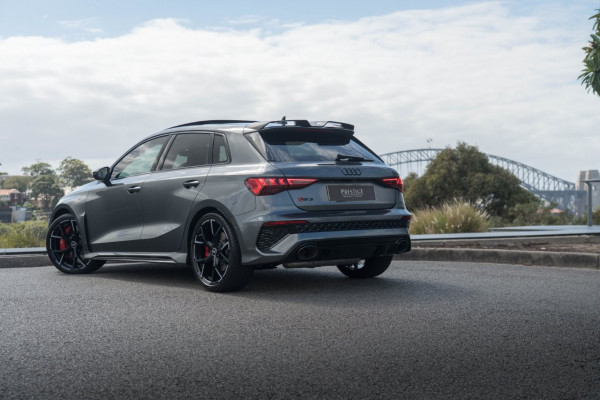 2024 Audi RS 3 Sportback Hatch Image 2