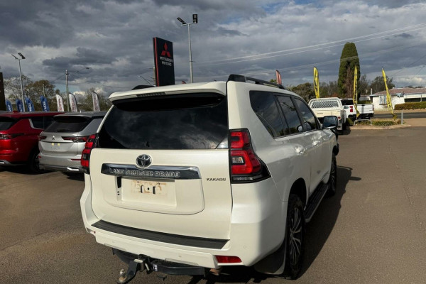 2023 Toyota LandCruiser Prado GDJ150R Kakadu SUV Image 7