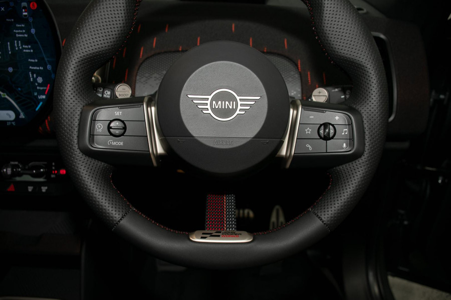 2025 MINI Countryman U25 JCW Favoured SUV