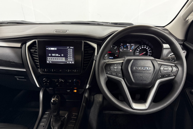 2023 Isuzu MU-X RJ LS-M SUV Image 17