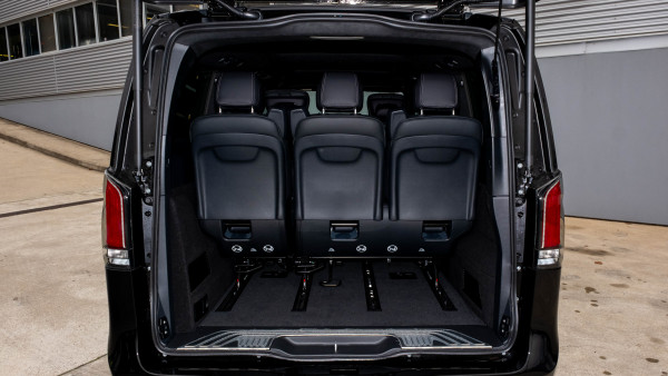 2025 Mercedes-Benz V-Class 447 V300 Exclusive People Mover image 17