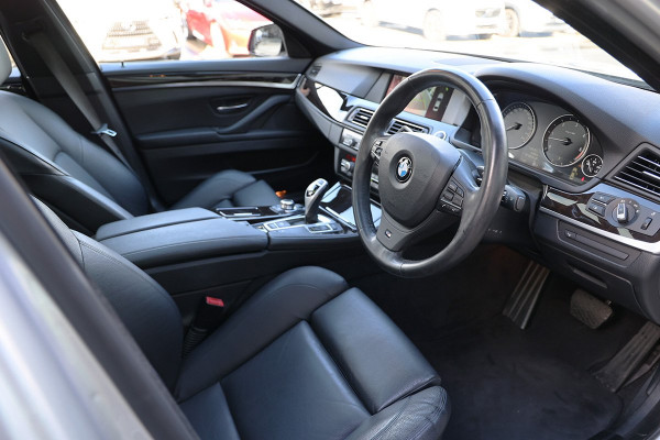 2010 BMW 5 Series F10 535d Sedan Image 6