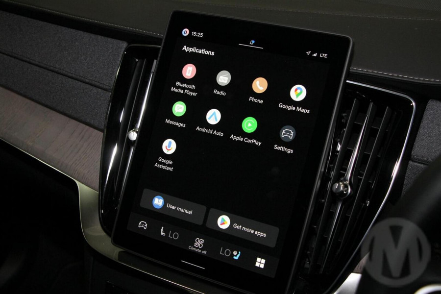 2026 Volvo XC90 L Series Ultra B5 Dark SUV Image 14