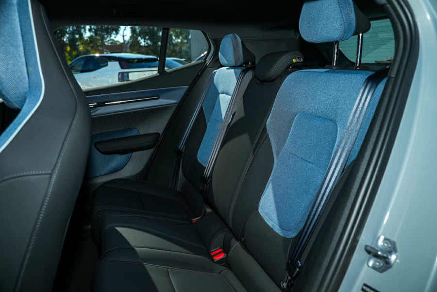 2024 MY25 Volvo EX30  Single Motor Extended Range Plus SUV Image 18