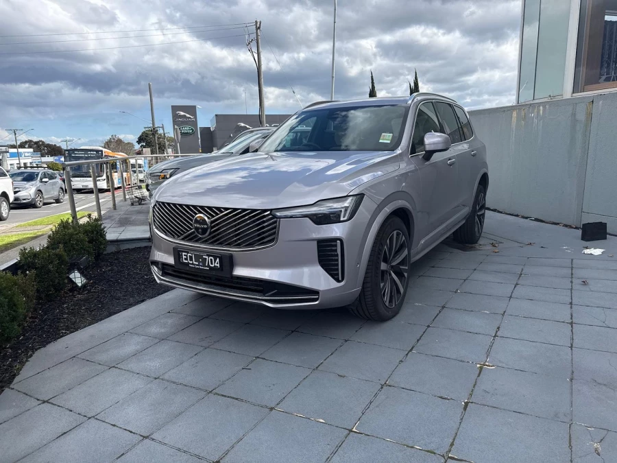 2026 Volvo XC90 L Series Plus B5 Bright SUV Image 14