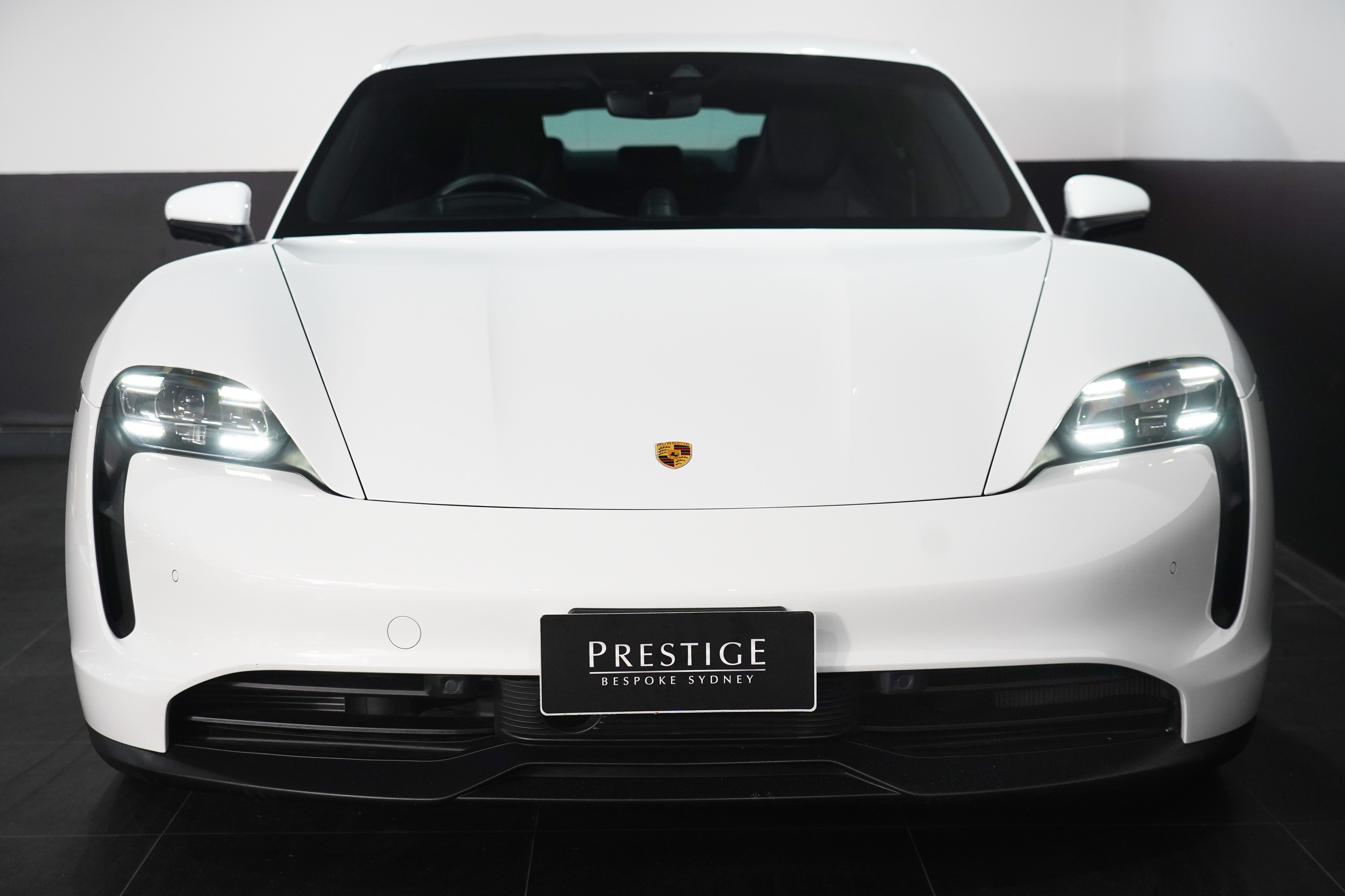 2021 Porsche Taycan 4S Coupe Image 14