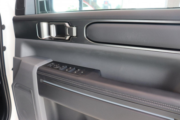 2025 MY26 Kia Tasman TK SX Cab Chassis Image 11