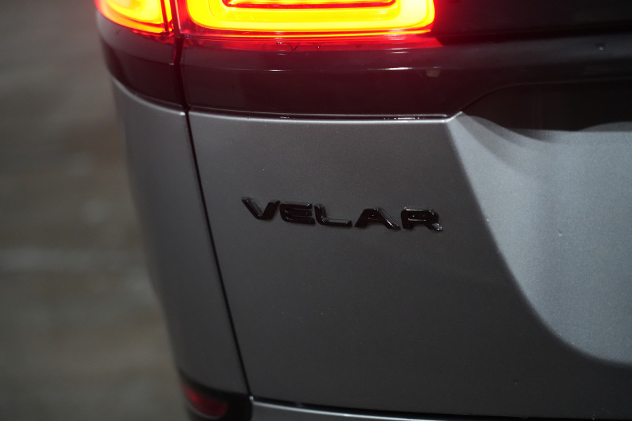 2023 Land Rover Range Rover Velar L560 P250 R-Dynamic SE SUV Image 9