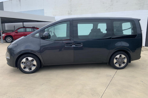 2022 MY23 Hyundai Staria US4.V2  People Mover Image 5