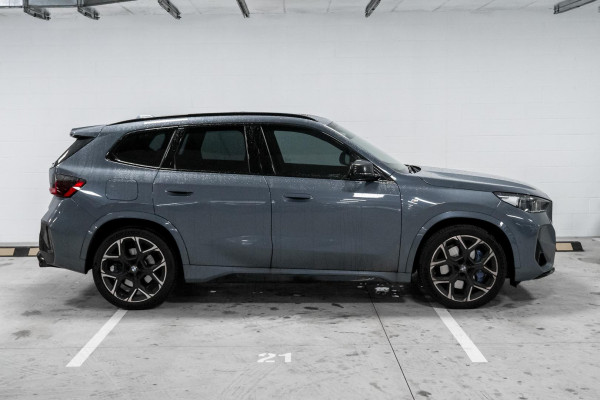 2025 BMW X1 U11 M35i xDrive SUV image 3