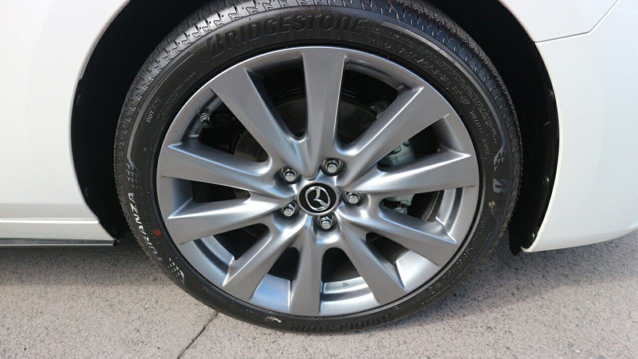 2024 Mazda 3 BP G20 Touring Hatch Image 9