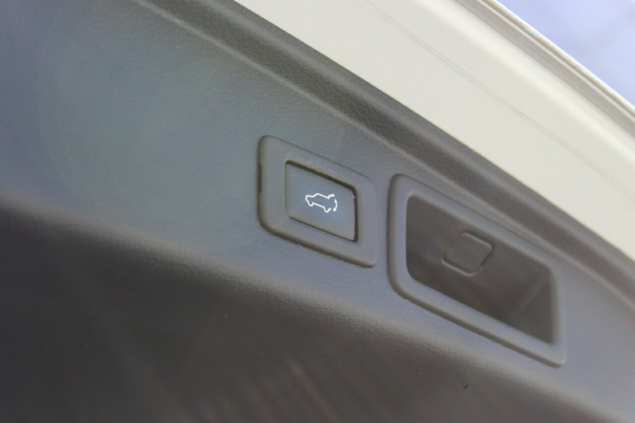2016 Subaru Forester S4 2.0D-S Wagon Image 22