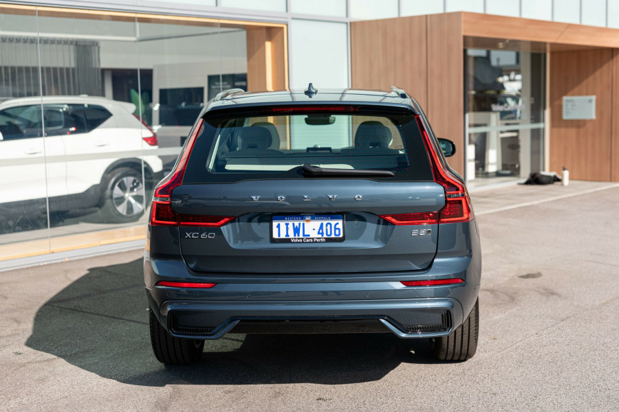 2025 MY26 Volvo XC60 UZ Ultra B5 Dark SUV Image 7