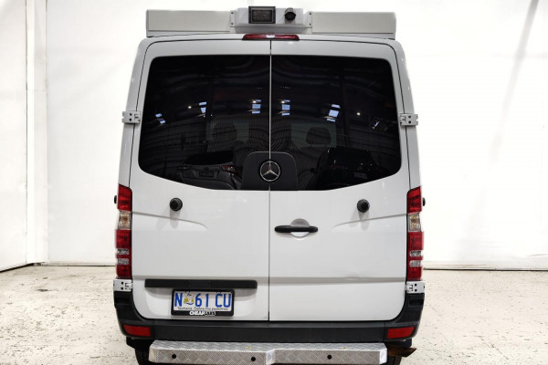 2016 Mercedes-Benz Sprinter NCV3 319CDI Bus Image 3
