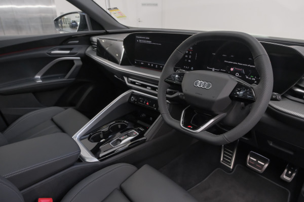 2026 MY25 Audi Q5 FY TFSI Sport SUV image 7