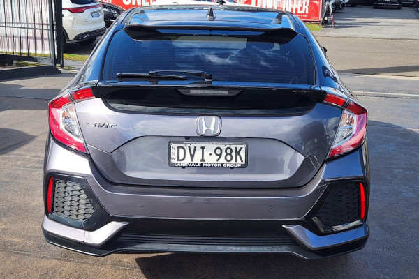 2017 Honda Civic 10th Gen VTi-S Hatch Image 4