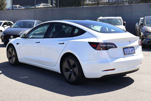 2022 Tesla Model 3  Rear-Wheel Drive Sedan Image 2